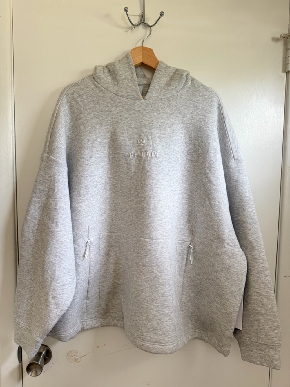 LULULEMON EREWHON MALIBU HOODIE GREY RARE SIZE M